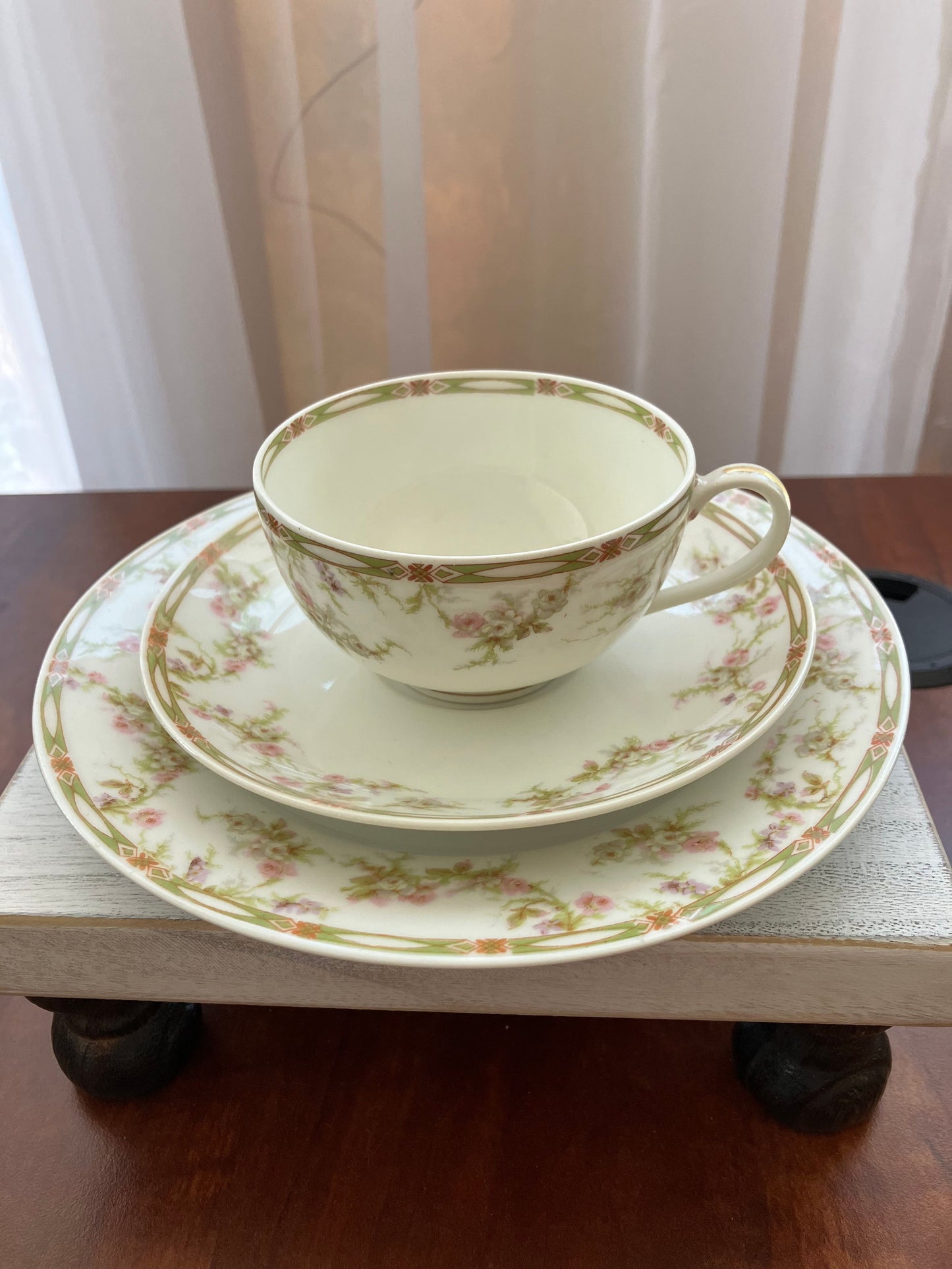 Rare Pattern Theodore Haviland Limoges 3 Piece Bone China Set, Schleiger 152A Pattern, Circa 1916