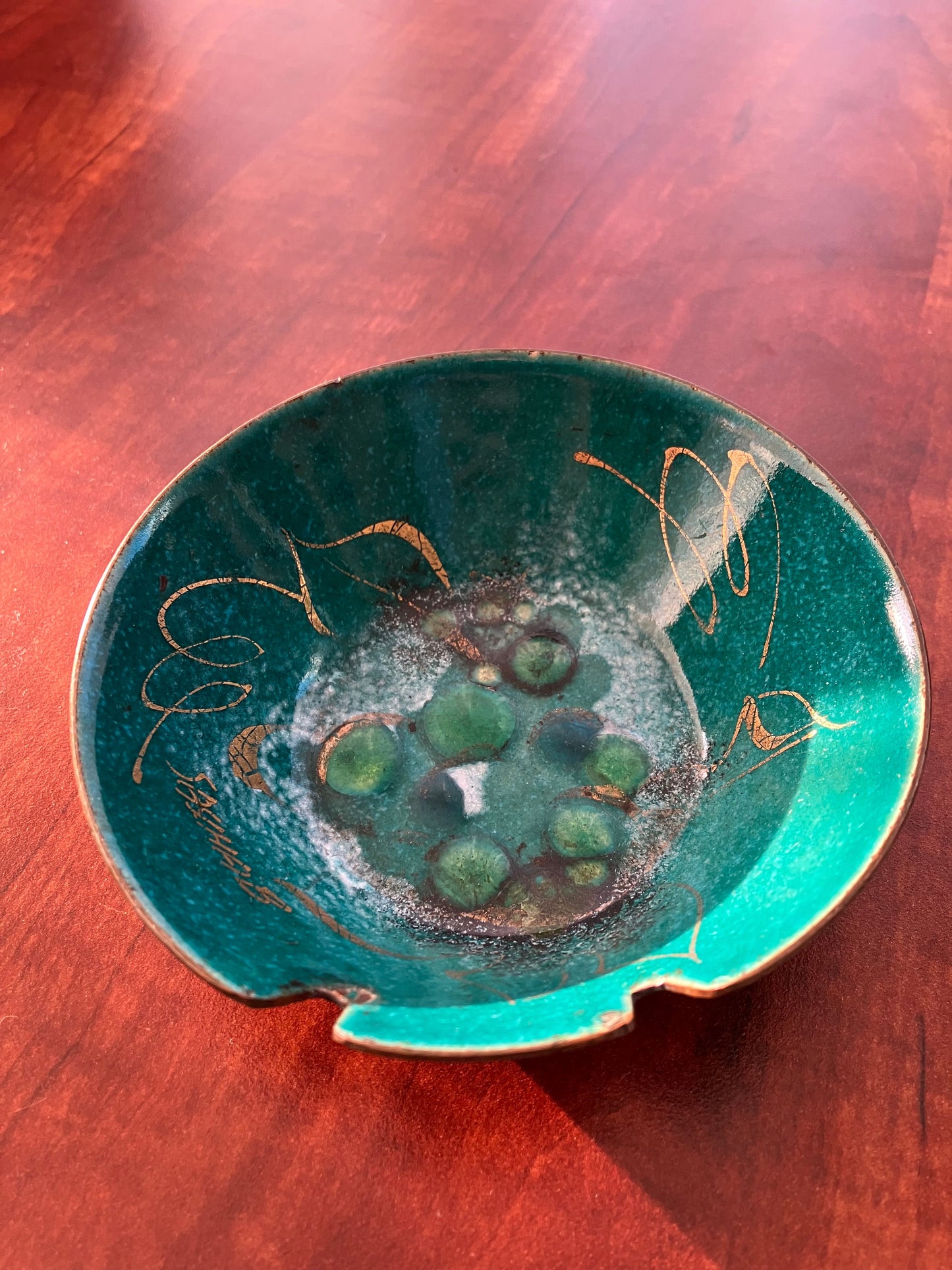 Sascha Brastoff Artisan-Signed Enamel on Copper Abstract Grapes Pattern Ashtray Circa 1946-1962