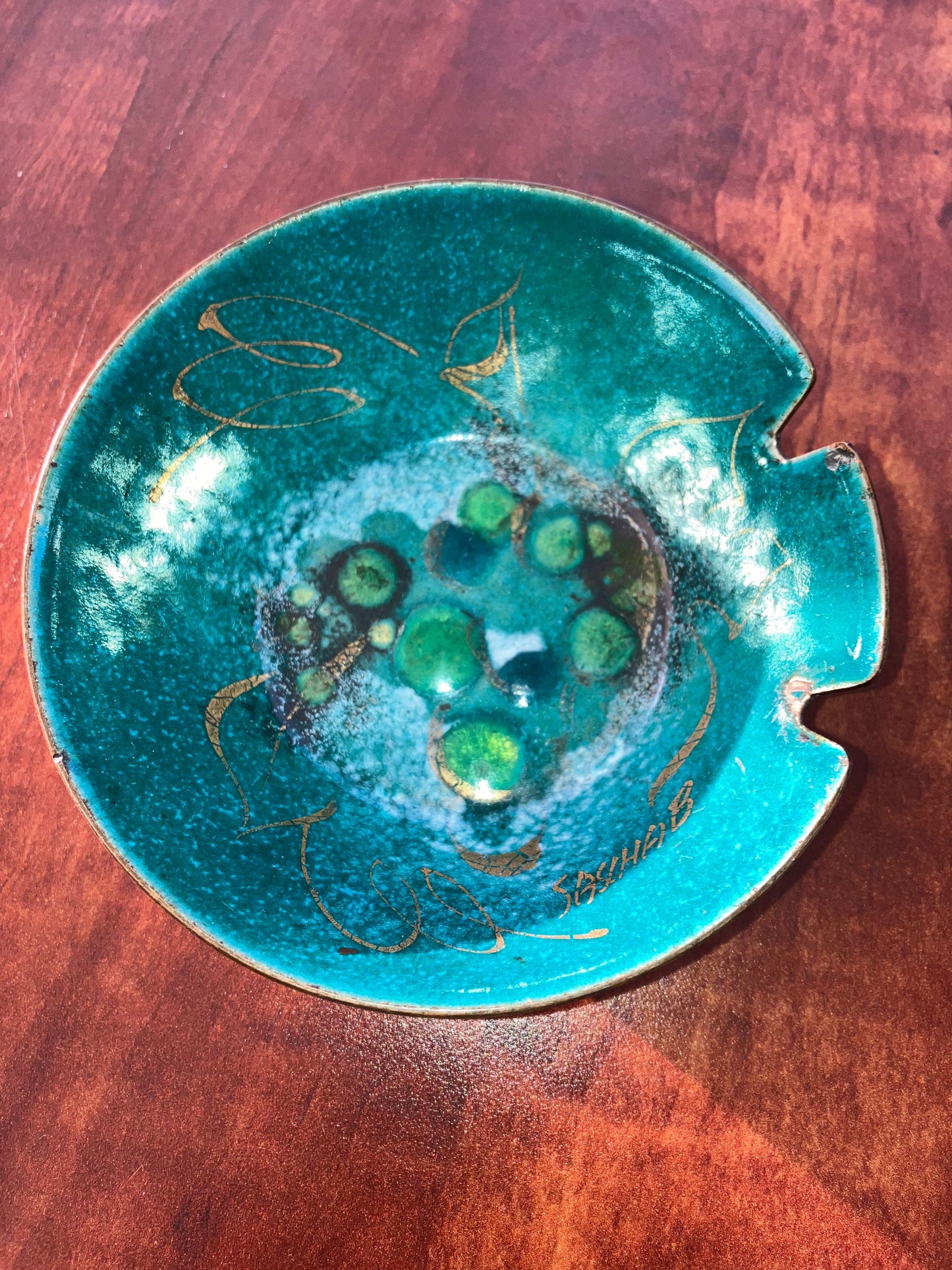 Sascha Brastoff Artisan-Signed Enamel on Copper Abstract Grapes Pattern Ashtray Circa 1946-1962