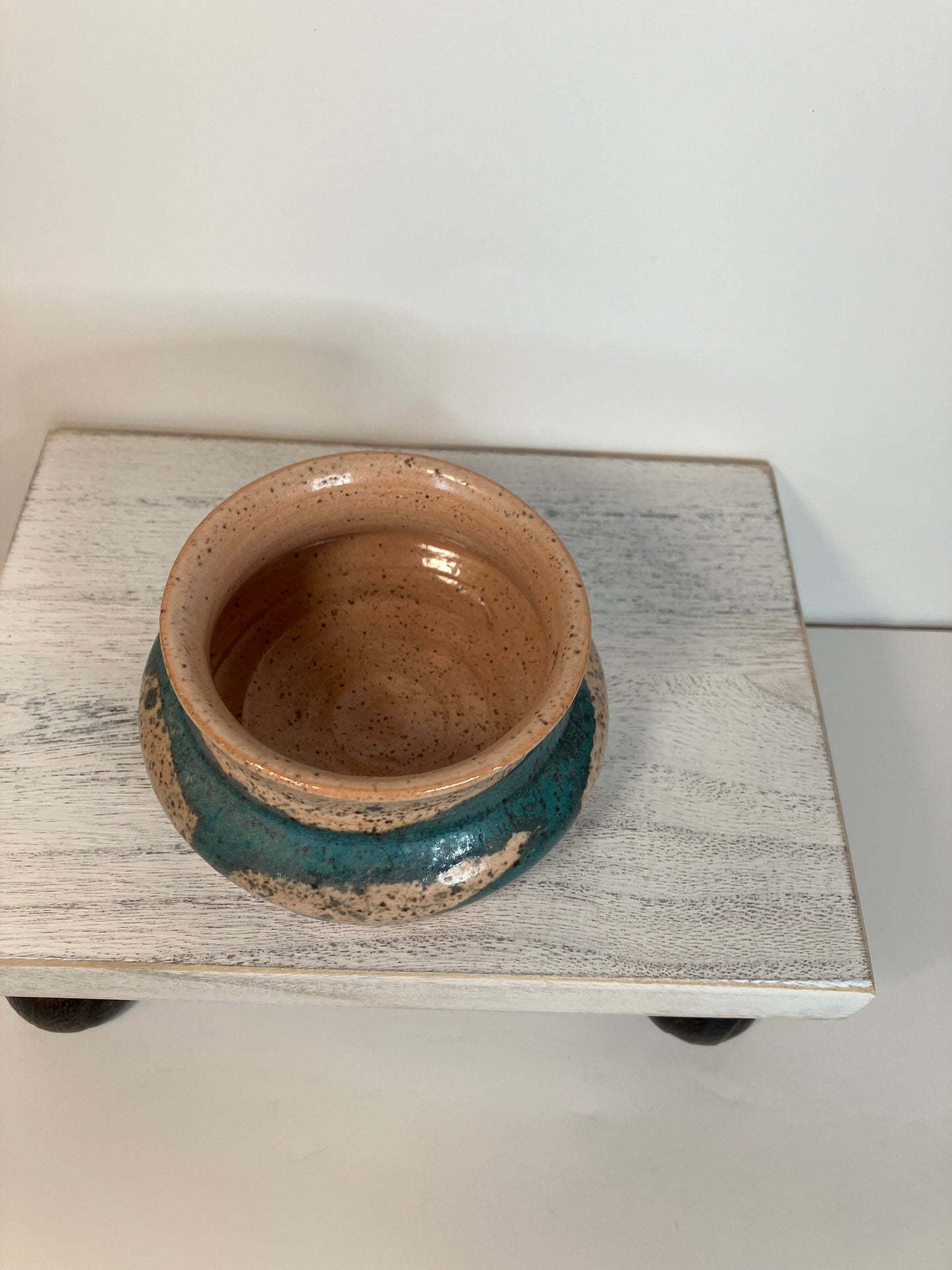 Studio Pottery jar signed Linda Hunter 1982 Pink and Teal Glaze