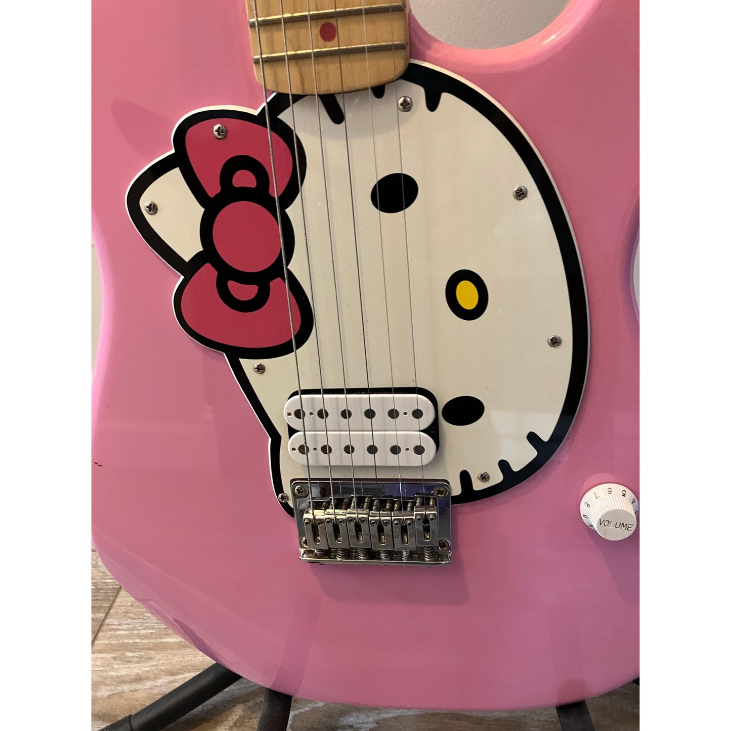 2005 Squire Fender Hello Kitty Sanrio Licensed Stratocaster Electric Guitar, New Old Stock