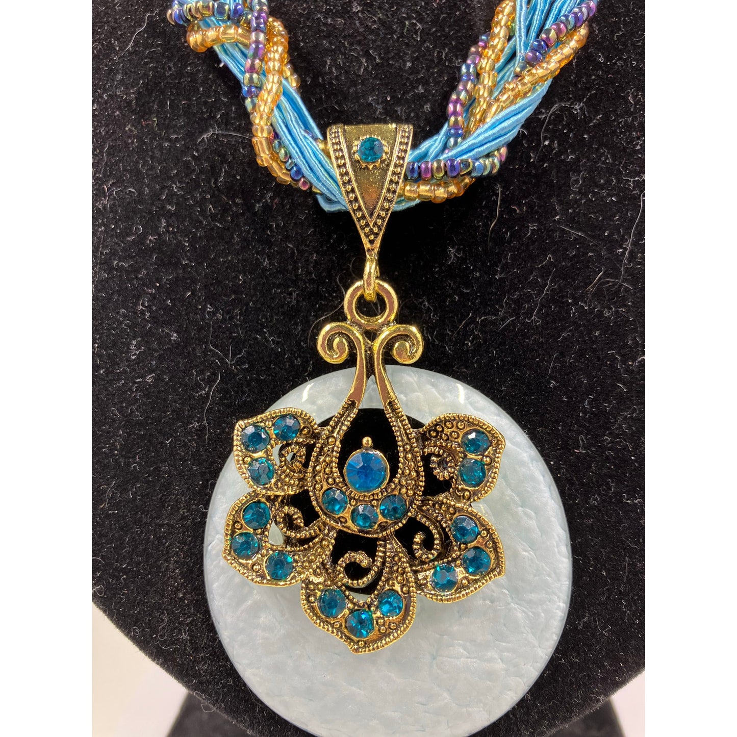 Vintage Bohemian Look Statement NecklaceTurquoise Boho Twist Woven Beaded Rope Chunky Chain With Rhinestone Pendant