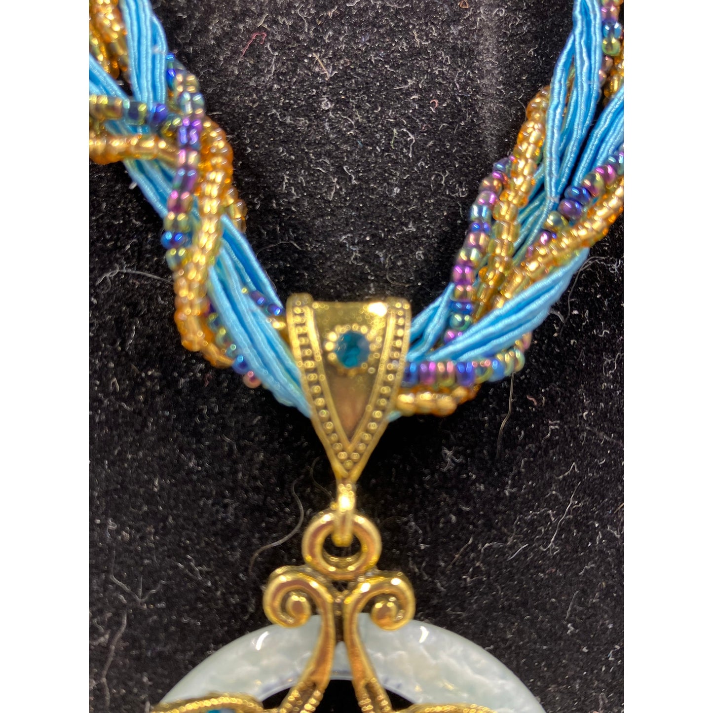 Vintage Bohemian Look Statement NecklaceTurquoise Boho Twist Woven Beaded Rope Chunky Chain With Rhinestone Pendant